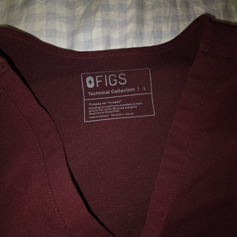 Figs Scrub Set - Picture 2 of 3